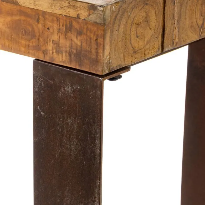 Indoor/ Outdoor Montanha Reclaimed Wood and Metal Console