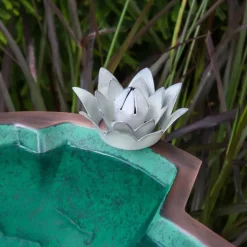 Metal Lily Pad Birdbath with Garden Stake